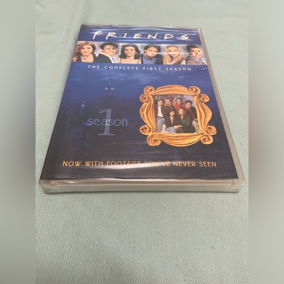 New Sealed in Box- Friends The Complete First Season 1 DVD Set - Picture 2 of 4